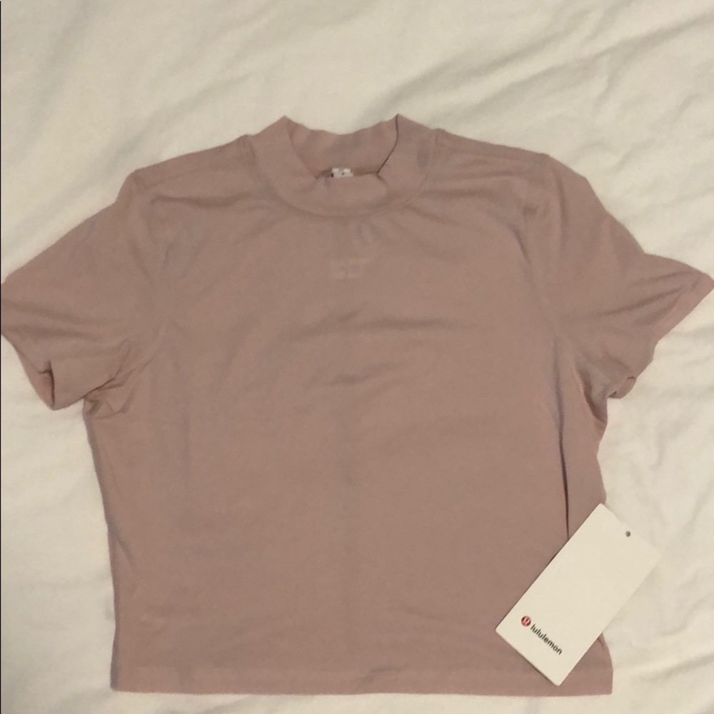 Lululemon kitsilano mock neck tee